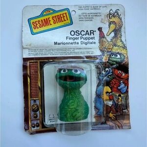 NEW 1970s SESAME STREET OSCAR THE GROUCH FINGER PUPPETS RARE VARIANT THE MUPPETS